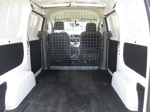 Used 2020 Nissan NV200 SV w/ Back Door Glass Package FWD image 15