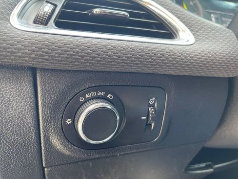 Used 2019 Chevrolet Cruze LT w/ LT Fleet Convenience Package image 30