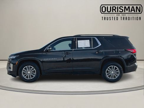 Used 2022 Chevrolet Traverse LT image 3