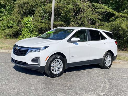 Used 2024 Chevrolet Equinox LT AWD/4WD image 1