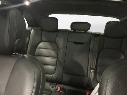 Used 2020 Porsche Macan Turbo image 14