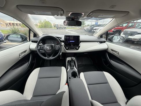 Used 2024 Toyota Corolla LE image 20