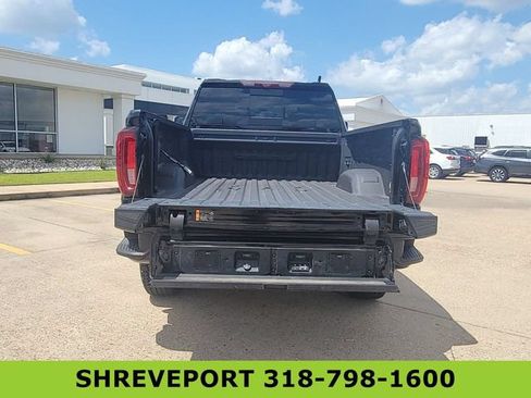 Certified 2022 GMC Sierra 2500 Denali w/ Denali Black Diamond Edition AWD/4WD image 27