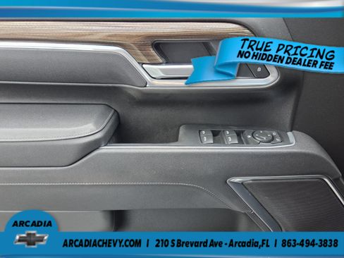 Used 2025 Chevrolet Silverado 2500 LT w/ Convenience Package AWD/4WD image 30