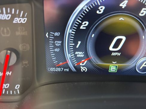 Used 2014 Chevrolet Corvette Stingray Convertible w/ 3LT Preferred Equipment Group RWD image 15