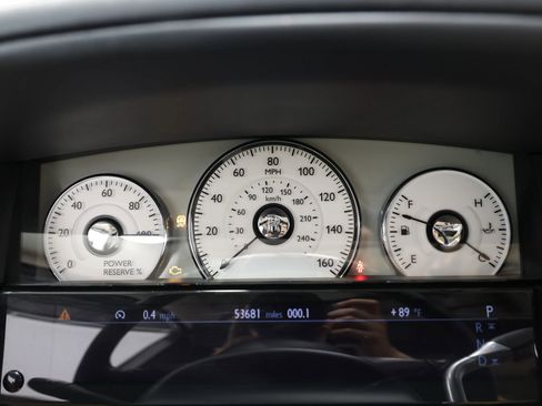 Used 2010 Rolls-Royce Ghost RWD image 24