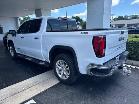 Used 2021 GMC Sierra 1500 SLT w/ SLT Premium Plus Package AWD/4WD image 3