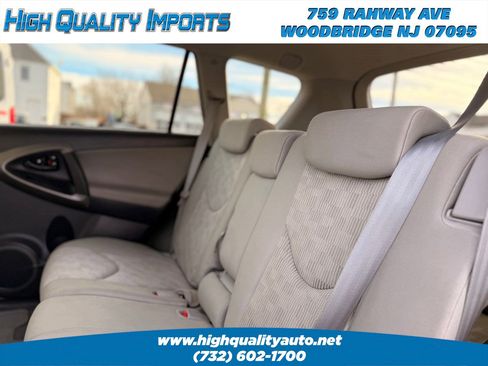 Used 2011 Toyota RAV4 4WD image 43