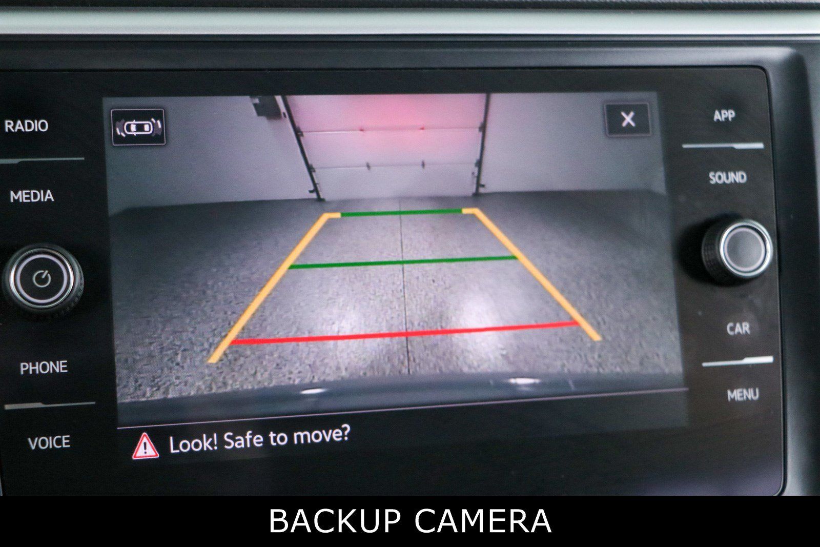 Used 2021 Volkswagen Atlas Cross Sport SE w/ Panoramic Sunroof Package FWD image 19