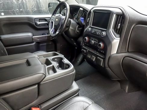 Used 2019 Chevrolet Silverado 1500 LTZ image 25
