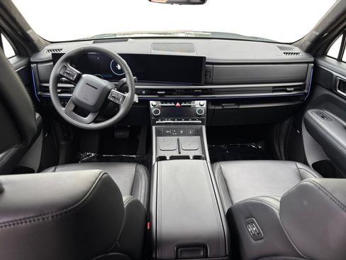 Used 2025 Hyundai Santa Fe Calligraphy AWD/4WD image 10
