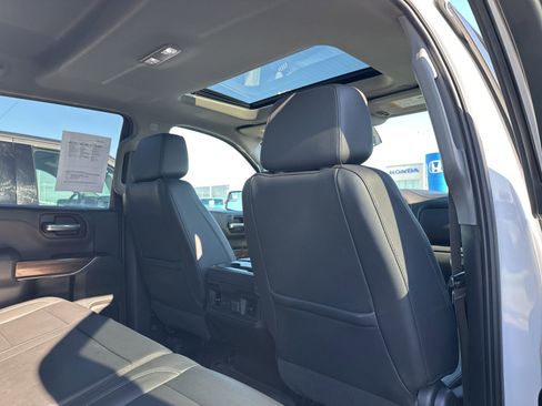 Used 2020 Chevrolet Silverado 1500 RST AWD/4WD image 32