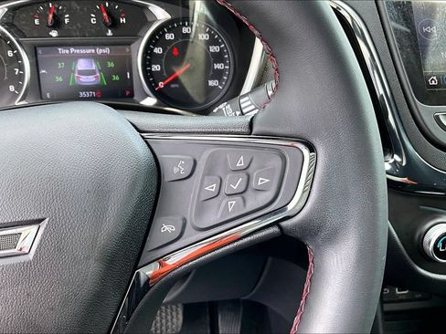 Used 2023 Chevrolet Equinox RS FWD image 14