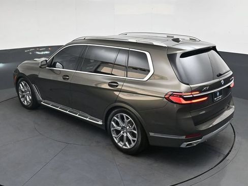 Used 2025 BMW X7 xDrive40i w/ Premium Package AWD/4WD image 34