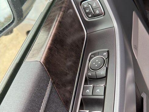 Used 2021 Ford F150 Lariat w/ Equipment Group 502A High image 15