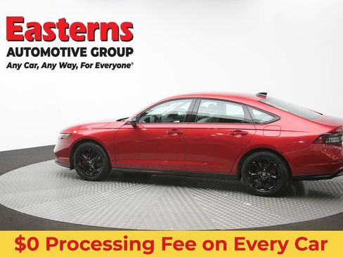 Used 2025 Honda Accord SE image 61