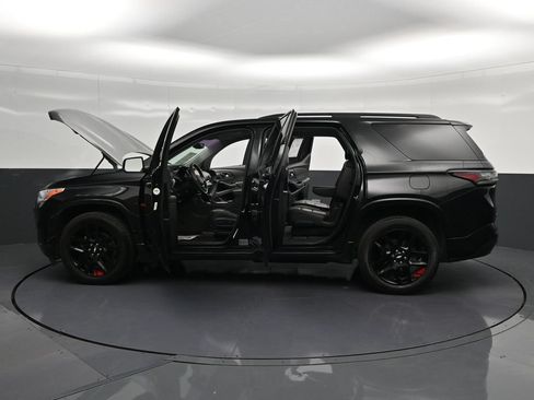 Used 2020 Chevrolet Traverse Premier w/ Redline Edition FWD image 39