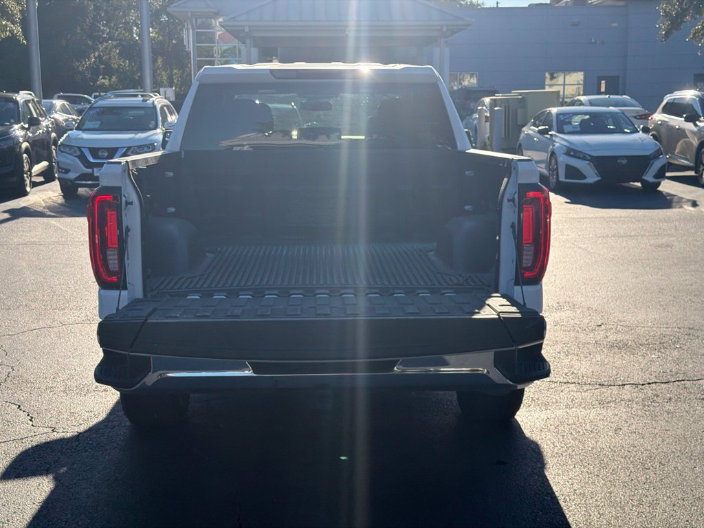 Used 2025 GMC Sierra 1500 SLT RWD image 6