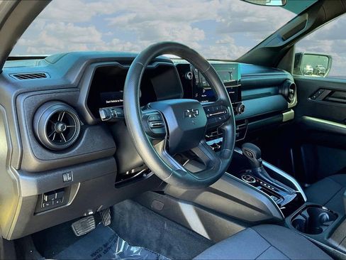 Used 2023 Chevrolet Colorado Trail Boss w/ Technology Package AWD/4WD image 20
