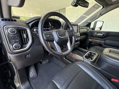 Used 2022 GMC Sierra 2500 Denali AWD/4WD image 10