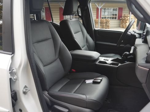 Used 2025 Toyota Land Cruiser AWD/4WD image 30