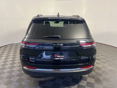 Used 2023 Jeep Grand Cherokee Limited w/ Luxury Tech Group II AWD/4WD image 7