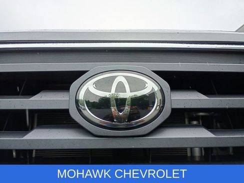 Used 2023 Toyota Tacoma SR5 w/ Technology Package AWD/4WD image 30