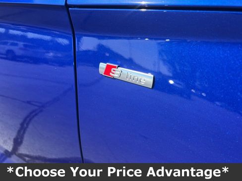 Used 2023 Audi Q5 e Premium Plus w/ Premium Plus Package image 2