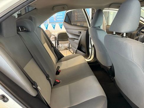 Used 2015 Toyota Corolla L image 17