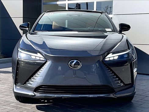 Used 2025 Lexus RZ 300e w/ Cold Area Package FWD image 2