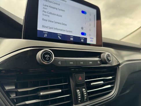 Used 2023 Ford Escape Active image 27