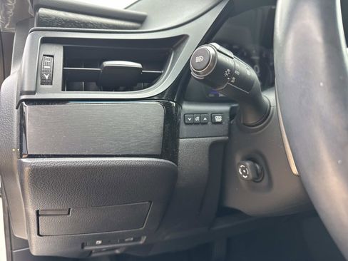 Certified 2023 Lexus ES 350 w/ Premium Package image 32