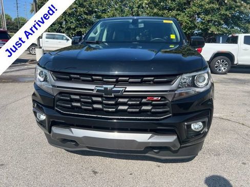 Used 2022 Chevrolet Colorado Z71 AWD/4WD image 13