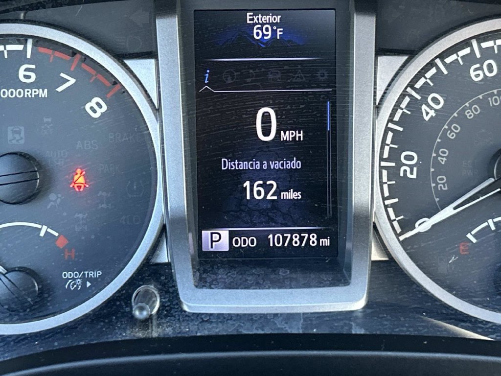 Used 2017 Toyota Tacoma Limited w/ Tow Package AWD/4WD image 13