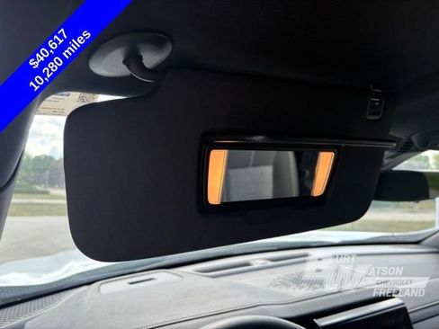Used 2026 GMC Acadia Elevation FWD image 25