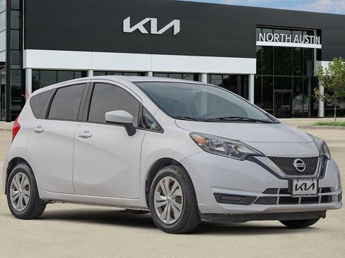 Used 2018 Nissan Versa Note SV image 8