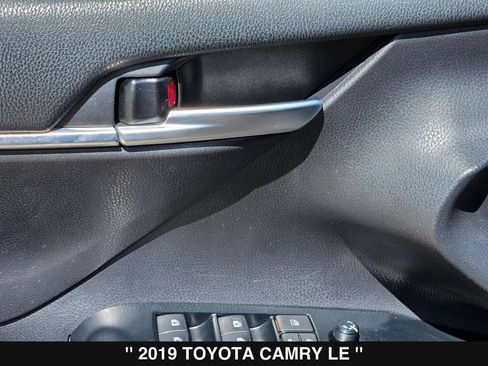 Used 2019 Toyota Camry LE FWD image 15