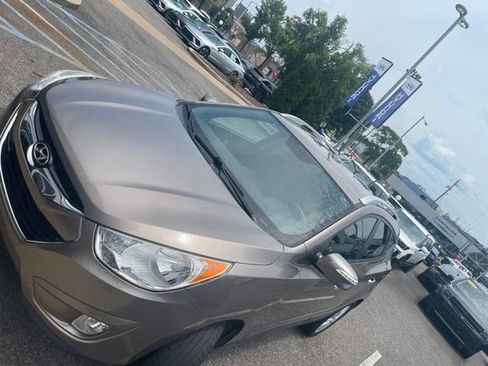 Used 2010 Hyundai Tucson Limited AWD/4WD image 31