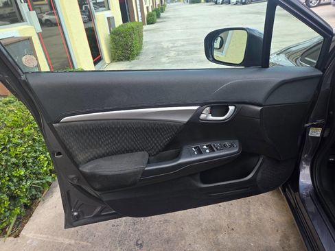 Used 2015 Honda Civic EX image 7