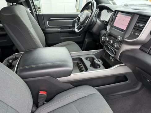 Used 2022 RAM 2500 Big Horn w/ Night Edition AWD/4WD image 13