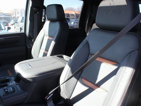 New 2026 GMC Sierra 2500 AT4 w/ AT4 Premium Plus Package image 2