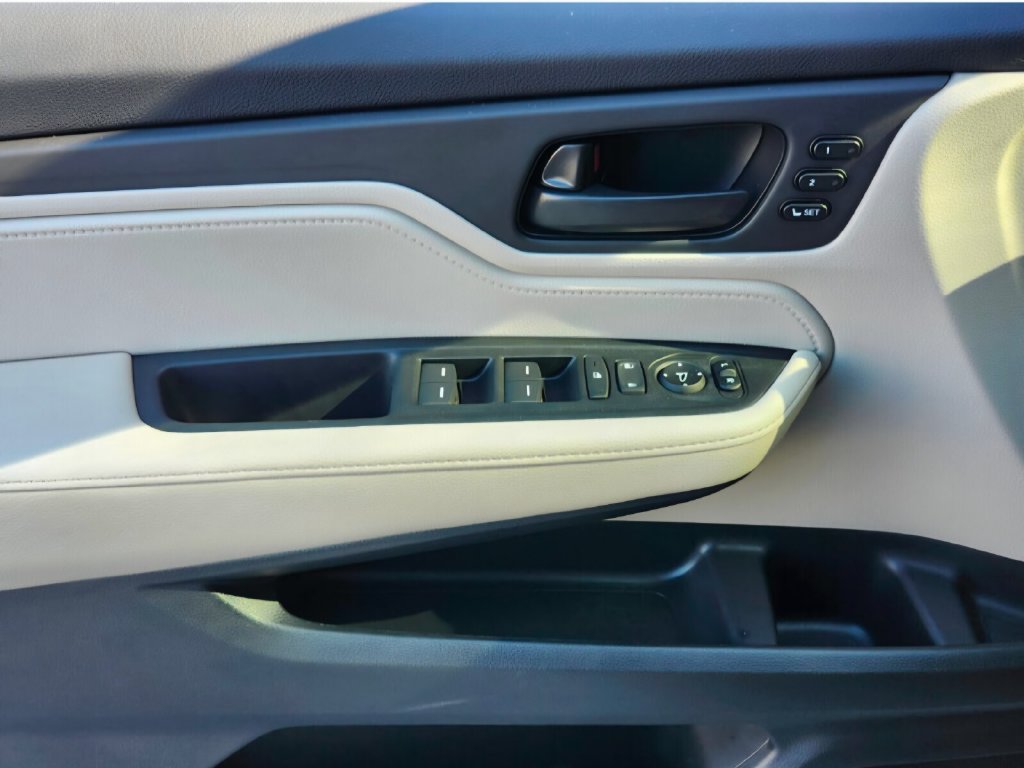 New 2027 Honda Odyssey EX-L image 16