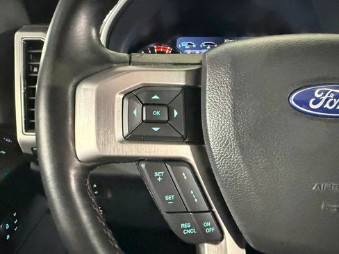 Used 2022 Ford F350 Platinum AWD/4WD image 34