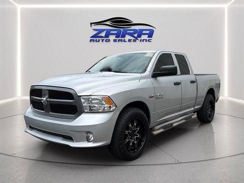Used 2016 RAM 1500 Express AWD/4WD image 3