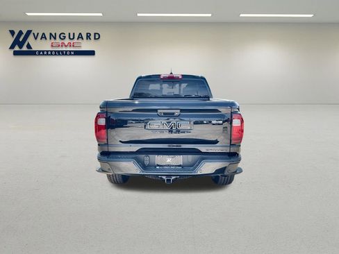 New 2026 GMC Canyon Denali w/ LPO, Denali Black Edition image 8