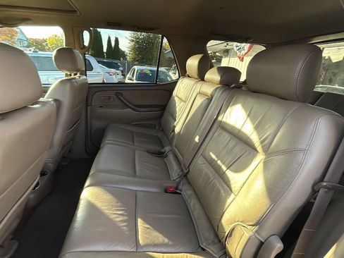 Used 2002 Toyota Sequoia SR5 image 20