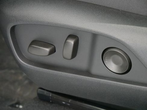 New 2026 GMC Terrain Denali w/ LPO, Black Badging Package image 15