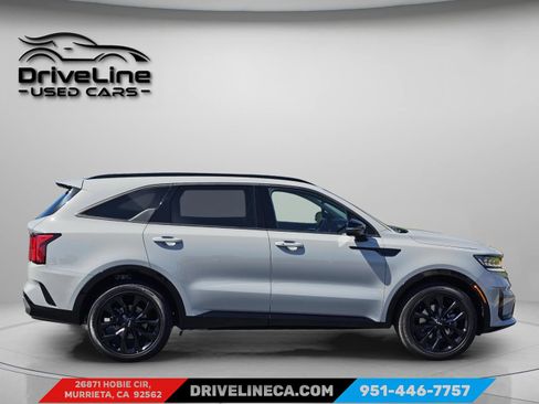 Used 2023 Kia Sorento SX FWD image 11