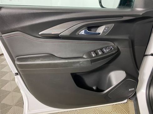 Certified 2022 Chevrolet TrailBlazer RS w/ Technology Package image 12