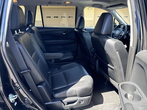 Used 2017 Honda Pilot Elite image 22